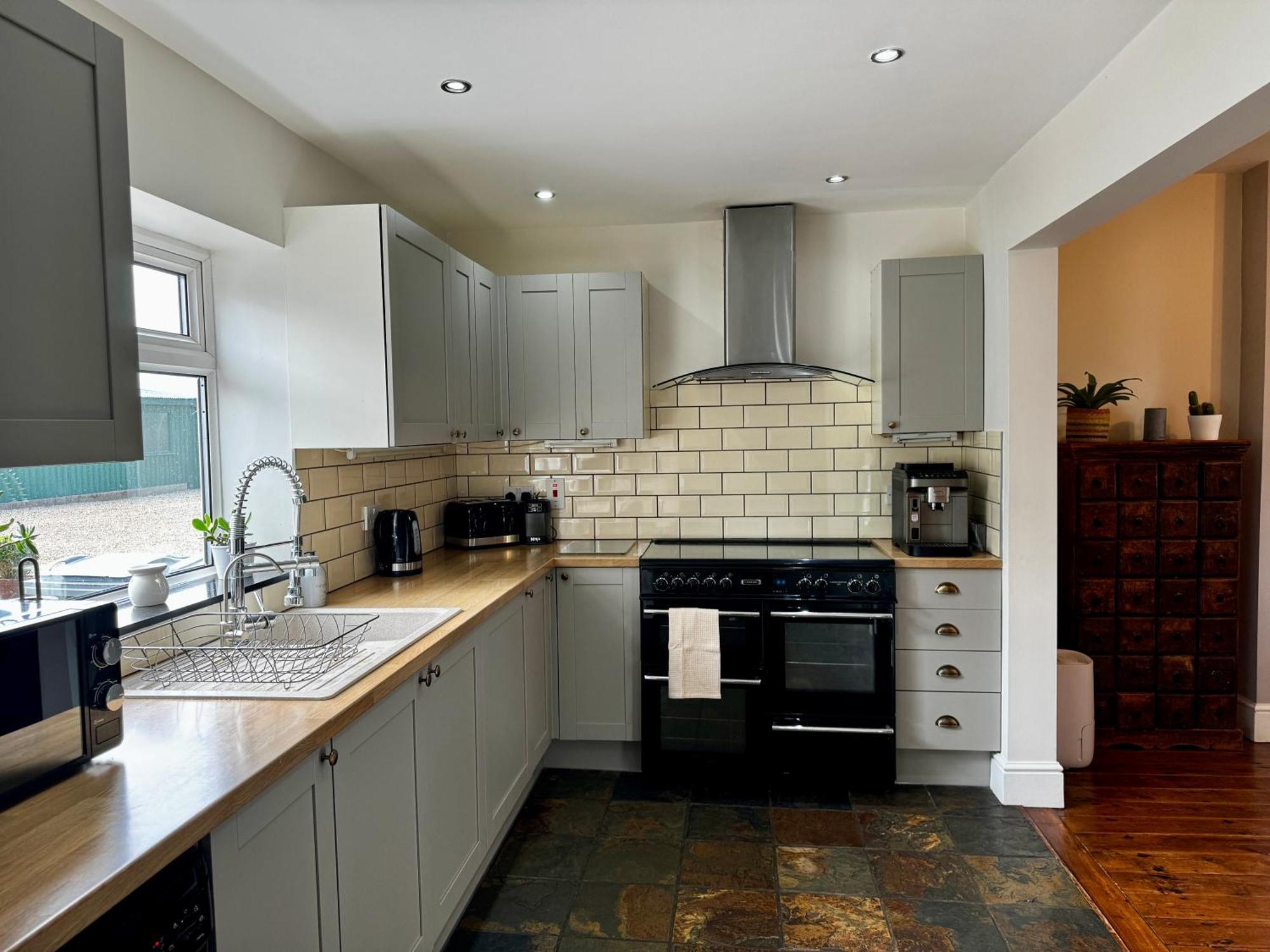 Luxury Isla Cottages, Bourne! Dog-Friendly, Countryside Views, Garden, Parking, 5Mins Pubs - Family Holiday Oda fotoğraf